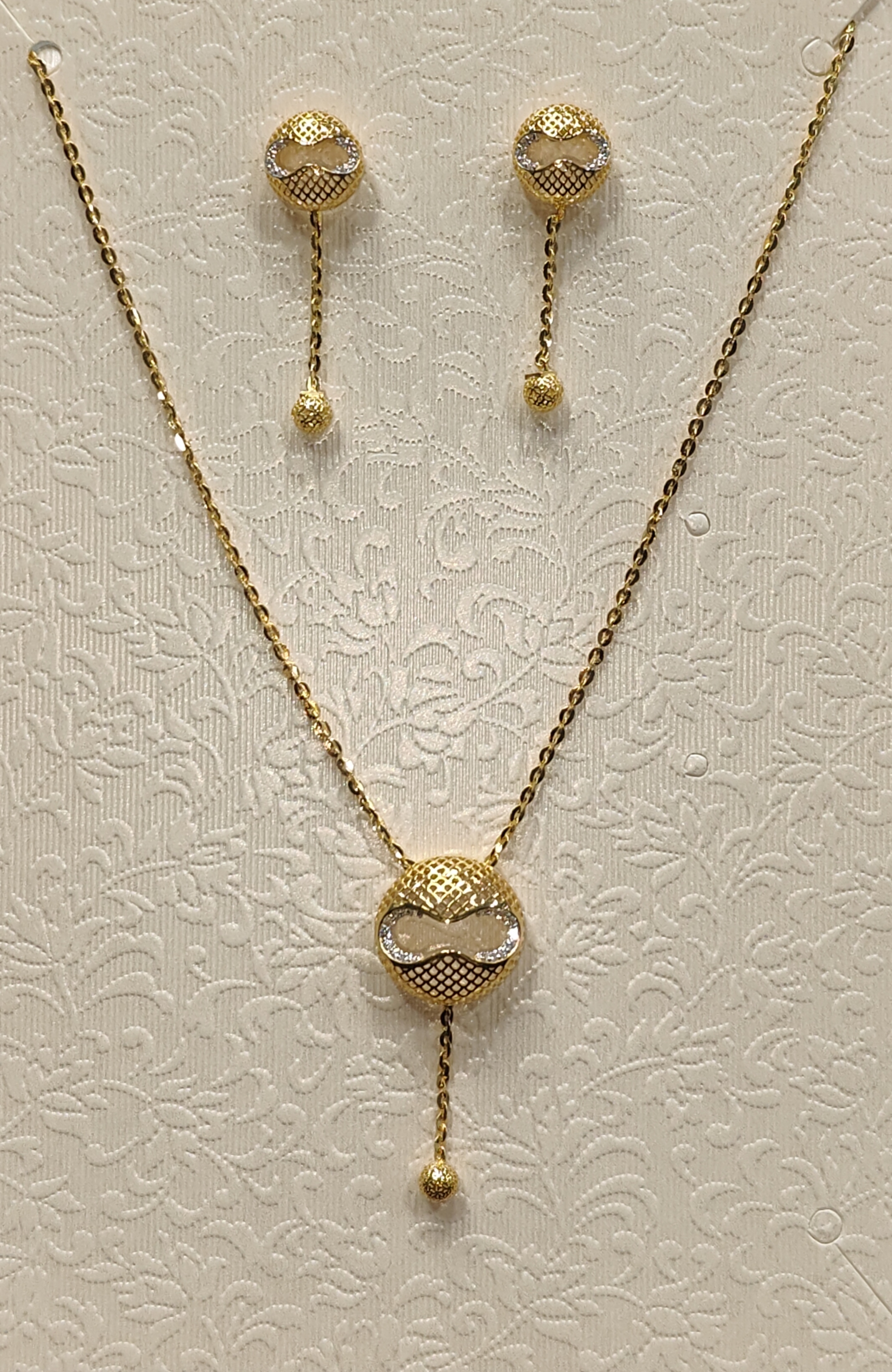 CS-10 — Chain Sets