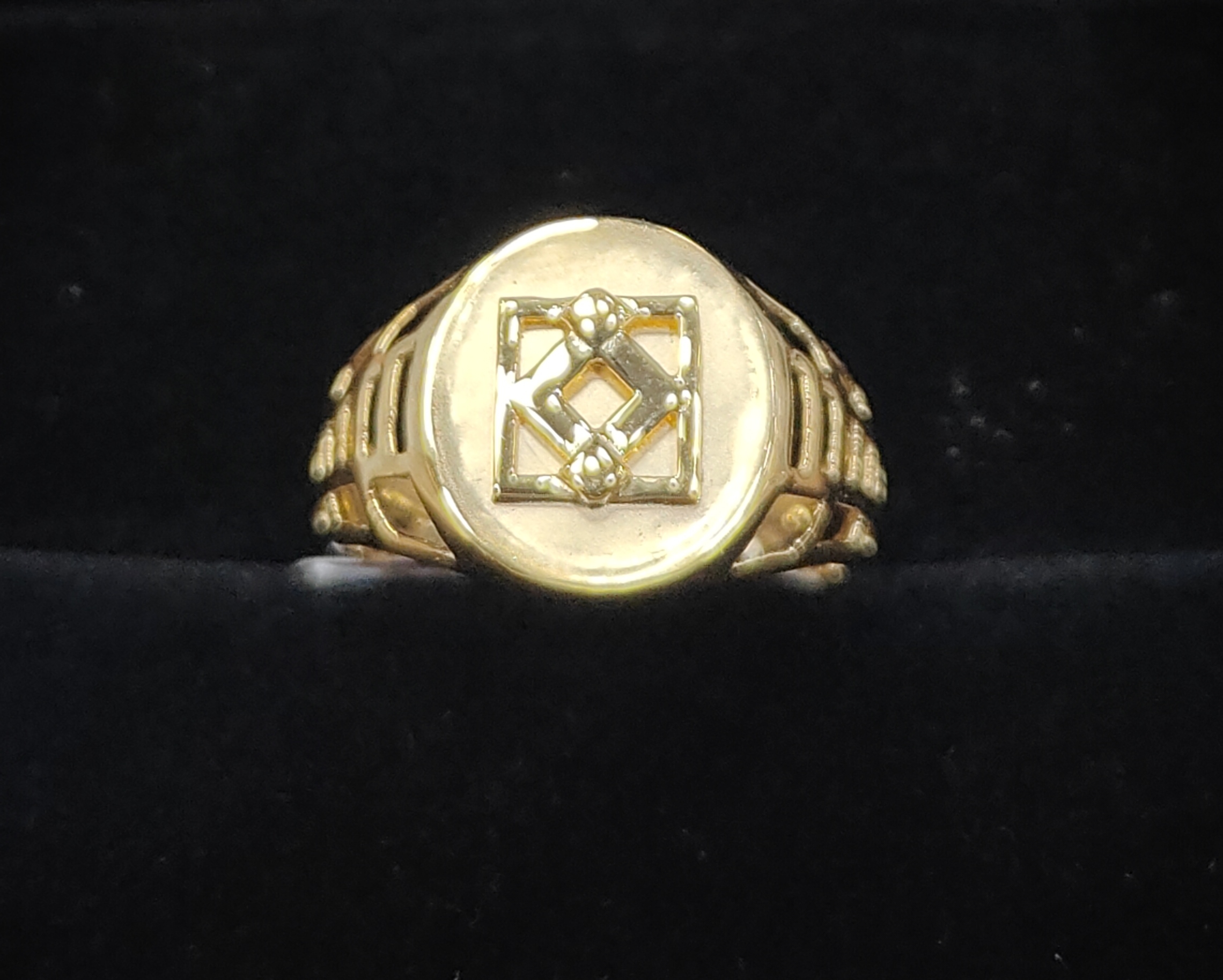 GR-09 — Gents Rings