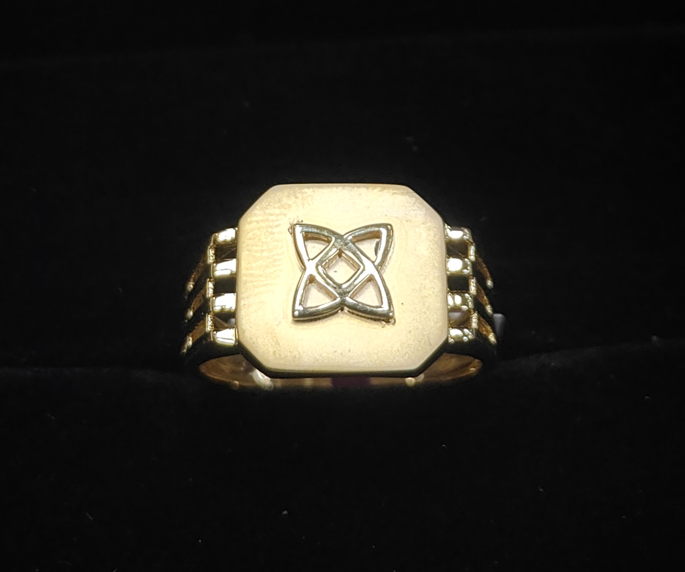 GR-19 — Gents Rings