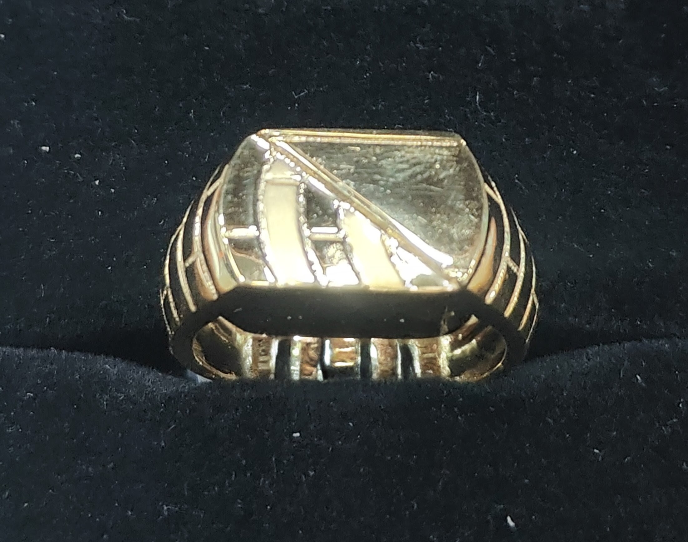 GR-41 — Gents Rings